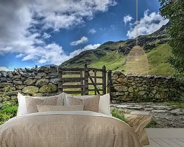 Stenen muur met kissing gate Ostatnia szansa