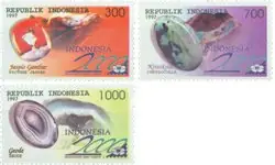 Popularny Indonesië - Edelstenen´97 (Zb 1769/71) - Postfrisse serie van 3