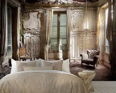 Stralen in Verlaten Woning. Darmowa dostawa