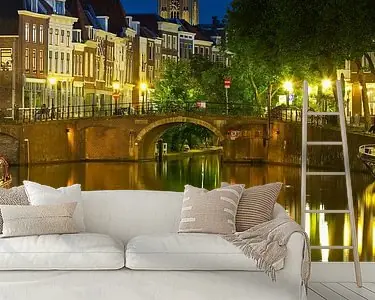 Domtoren gezien met de Zandbrug en Oudegracht vanaf de Vecht te Utrecht Szybka dostawa