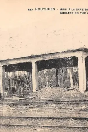 Zamów teraz België Houthulst Schuilplaats bij het tram station Abri al la gare du tram 1914-1918 WO1 Diksmuide Vlaanderen Europa HC58223