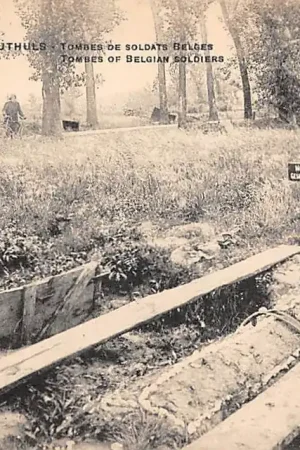 België Houthulst Graven van Belgische soldaten Tombes of Belgian soldiers begraafplaats 1914-1918 WO1 Diksmuide Vlaanderen Europa HC58222 Premium