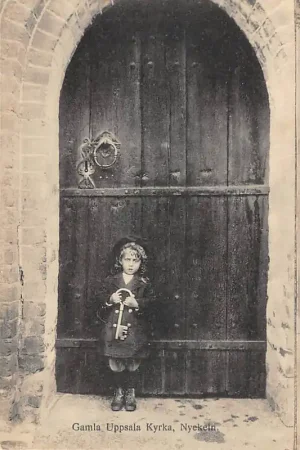 Ekspresowa dostawa Zweden Gamla Uppsala Kyrka Nyekeln Kind met de sleutel Sverige Sweden Europa HC57093