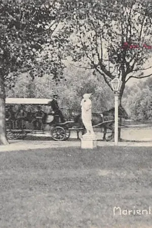 Denemarken Hasle Aarhus Marienlyst Park met paard en wagen Danmark Europa HC56885 Tani