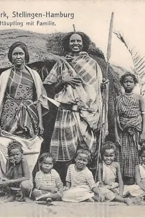 Duitsland Stellingen - Hamburg Carl Hagenbeck's Tierpark Aethiopien Habr Auel-Hauptling mit Familie Dierentuin Zoo Deutschland Europa HC56740 Oferta limitowana