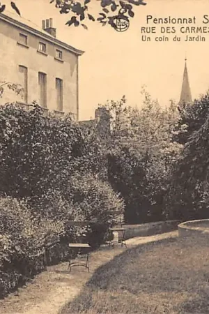 België Doornik Tournai Rue des Carmes 10 Pensionnat Sainte-Ursule Un coin du Jardin du Sacre-Coeur Europa HC53338 Tani