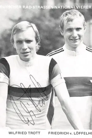Ekspresowa dostawa Wielrijden Rad-Strassen-Nationalvierer 1978 Fietsen Kampioen Duitsland 2 x gesigneerd Olaf Paltian en Wilfried Trott Verder Friedrich v. Loffelholz en Peter Weibel Deutschland Europa HC52572