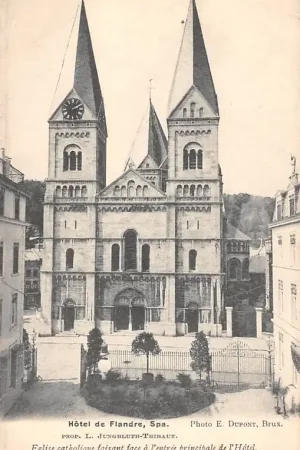 België Spa Hotel de Flandre Eglise catholique face a l'entree principale de l'Hotel 1900 Europa HC52550 Szybka dostawa
