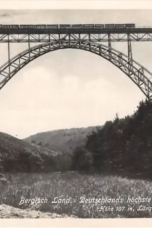 Nowość Duitsland Mungsten Deutschlands hochtste Brucke Zug Bahn Treinen Spoorwegen Deutschland Europa HC51044