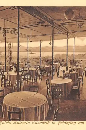 Duitsland Terrasse des Hotels Kaiserin Elisabeth in Feldafing am Starnberger See Deutschland Europa HC50964 Nowość