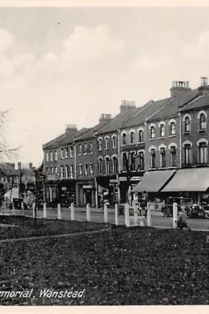 Zamów teraz Engeland Wanstead High Street and War Memorial 1946 England Europa HC50961
