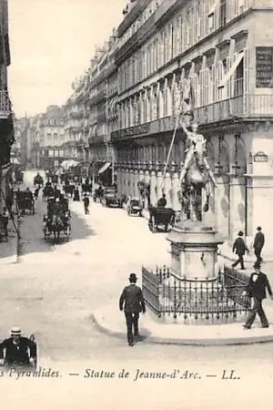 Nowość Frankrijk Paris La Rue des Pyramides Statue de Jeanne d'Arc Monument France Europa HC49292