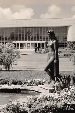 Tylko dziś Finland Turku Abo Jaenvagstationen Station Standbeeld Suomi Europa 1952 HC48781