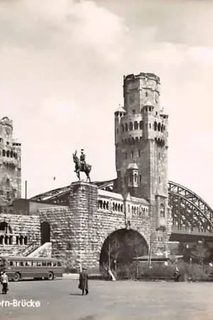 Tylko dziś Duitsland Köln am Rhein Hohenzollern- Brucke Bus Deutschland Europa HC48732
