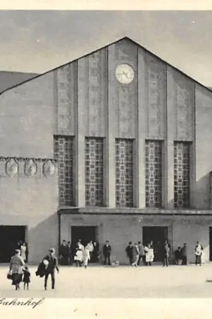 Premium Duitsland Karlsruhe i.b. Hauptbahnhof Station Spoorwegen Deutschland Europa HC47676