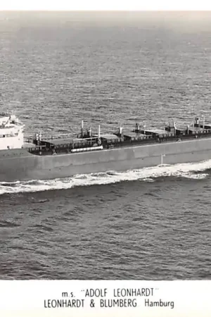 Premium Schepen Scheepvaart m.s. Adolf Leonhardt Leonhardt & Blumberg Hamburg Luchtfoto Schepen Scheepvaart Duitsland Deutschland Europa HC45187