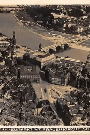 Zamów teraz Duitsland Dresden Luftbild Neumarkt mit Frauenkirche Schloss u. Kath-Hofkirche 1933 Deutschland Europa HC45083