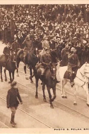 Ekspresowa dostawa België Brussel WO1 1918 Militair Defilé Stoet met de koninklijke familie Koningshuis Europa HC41994