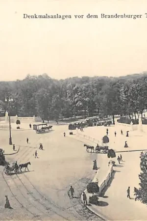 Zwrot pieniędzy Duitsland Berlin Denkmalsanlagen vor dem Brandenburger Tor Tram Deutschland Europa HC40485