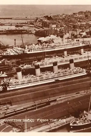 Engeland Southampton Docks from the air Scheepvaart Schepen England EuropaHC39836 Rabat
