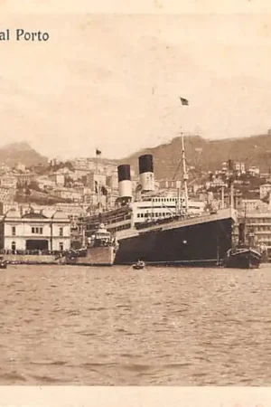 Italië Genova Panorama del porto Scheepvaart Schepen Sleepboot Italia Europa HC39829 Promocja