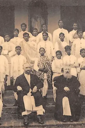 Popularny India Randhi Eleves du petit Seminaire 1931 België Azië HC39624