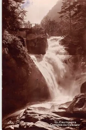 Ekspresowa dostawa Frankrijk Cauterets Cascade du Cerisey Hautes-Pyrénées Fotokaart France Europa HC38870