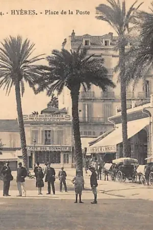 Frankrijk Hyeres Place de la Poste La Côte d'Azur France Europa HC35651 Szybka dostawa