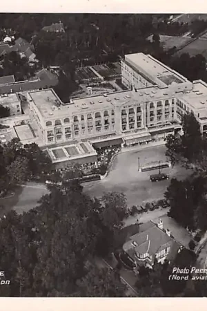 Frankrijk Le Touquet Paris Plage L'Hermitage Hotel vu d'avion 1935 Luchtfoto France Europa HC34453 Bezpieczna płatność