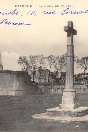 Oferta Frankrijk Bayonne La Croix de St-Leon 1903 Monument France Europa HC33947