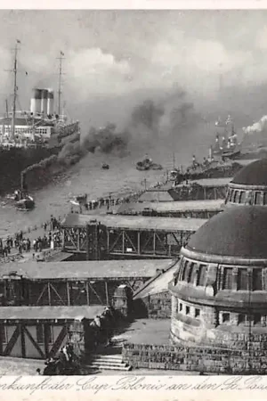 Szybka dostawa Duitsland Hamburg Ankunft der Cap Polonio an den St. Pauli Landungsbrucken 1932 Sleepboot Schepen Scheepvaart Deutschland Europa HC33268