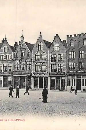België Brugge Bruges Les anciennes Maisons sur la Grand Place Europa HC31617 Rabat