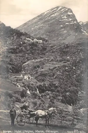 Promocja Noorwegen Hotel Utsigten Merok Geiranger Koets en paard Fotokaart 1928 Norge Norway Europa HC31374