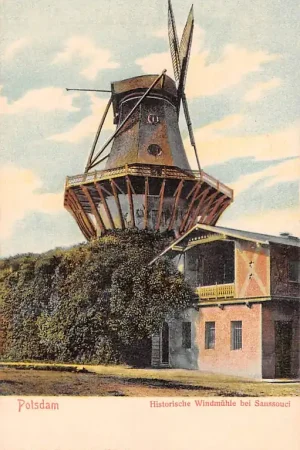 Kup teraz Duitsland Berlin Potsdam Historische Windmuhle bei Sanssouci 1900 Molen Deutschland Europa HC30551