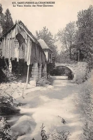 Frankrijk Saint-Pierre-de Chartreuse Le Vieux Moulin des Peres Chartreux Molen Watermolen France Europa HC27845 Premium