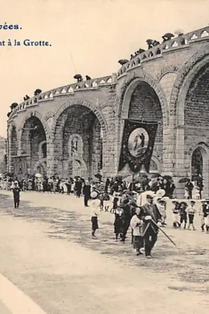 Wysoka jakość Frankrijk Lourdes Procession allant a la Grotte met Jubileumzegel 1858-1908 France Europa HC21153