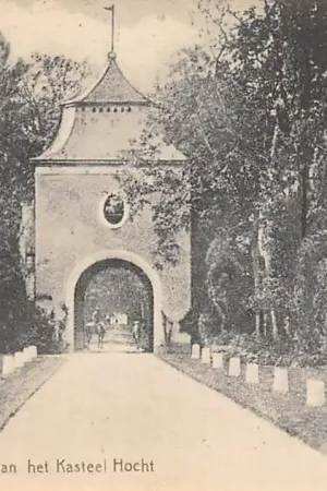 België Lanaken Lanaeken Toren van het Kasteel Hocht HC20648 Zamów teraz