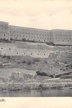 Autentyczny België Hoei Huy La Citadelle Europa HC19103