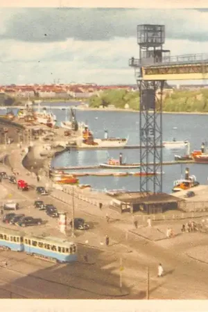 Zweden Stockholm Slussen med Katarinahissen Trams Sverige Sweden Europa HC16547 Niska cena