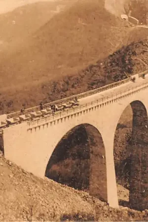 Duitsland Boppard a. Rh. Der Grosse Viadukt uber die Hubertusschlucht Stoomtrein Aanleg Spoorwegen Deutschland Europa HC16407 Ostatnia szansa