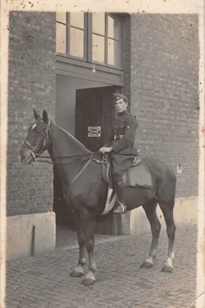 Belgie Militair Fotokaart soldaat te paard Europa HC16143 Autentyczny