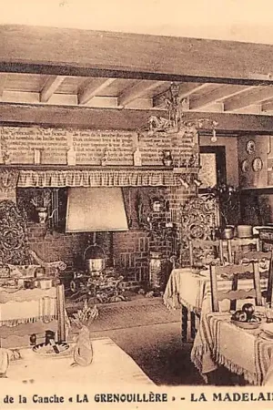 Rabat Frankrijk Montreuil sur Mer La bonnen Auberge de la Vallee de la Canche La Grenouillere La Madeleine France Europa HC9913