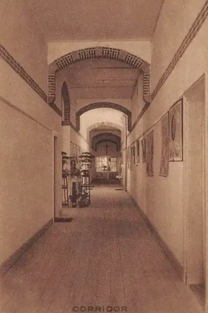 Zamów teraz Moerdijk Pensionaat Kweek- en Industrie school Sacre Coeur Corridor Noord-Brabant HC61635