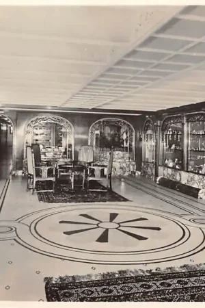 Rotterdam s.s. Statendam Holland America Line Interieur Entrance Hall with Shops Scheepvaart Schepen HC27646 Wyprzedaż