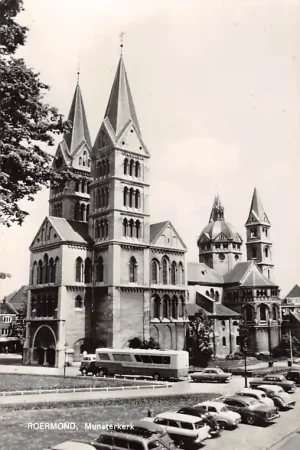 Roermond Munsterkerk 1969 Auto HC27357 Zwrot pieniędzy