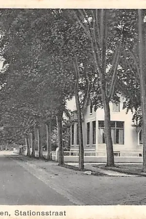 Niska cena Zuidlaren Stationsstraat Mooi Drenthe Auto 1944 HC27258