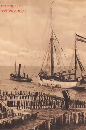 Ekspresowa dostawa Bergen op Zoom Kotter van het Kreeftenpark Wilhelmina ten Kreeftenvangst Visserij Sleepboot Scheepvaart 1913 HC26862