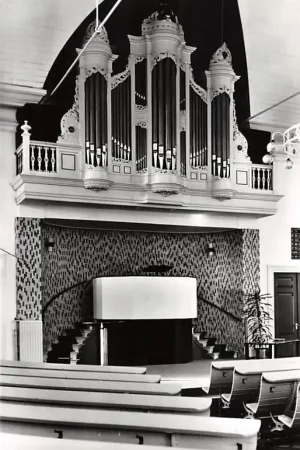 Kup teraz Ulrum Groningen Orgel en preekstoel Gereformeerde Kerk 1968 HC26635