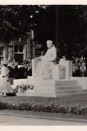Middelburg Fotokaart Onthulling Monument Koningin Emma 6 september 1937 door Koningin Wilhelmina Koningshuis HC26561 Wyprzedaż