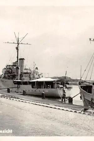 Den Helder Havengezicht Marine schepen Scheepvaart Militair 1954 HC26117 Kup teraz